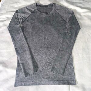 Lululemon Grey Swiftly Long-Sleeve Shirt Size 6
